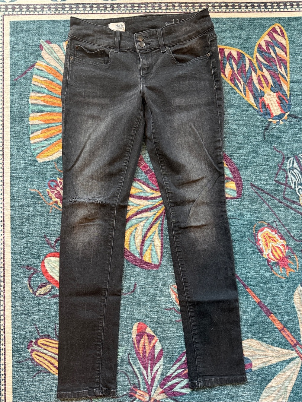 Gap Women’s Black Washed Skinny Jeans, Size 26/2P